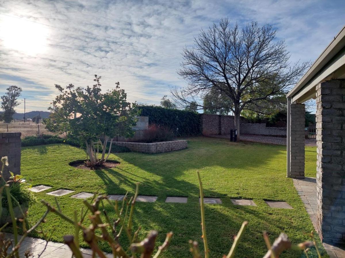 Aloes Guest House 62 On Meintjies Middelburg  Eksteriør bilde