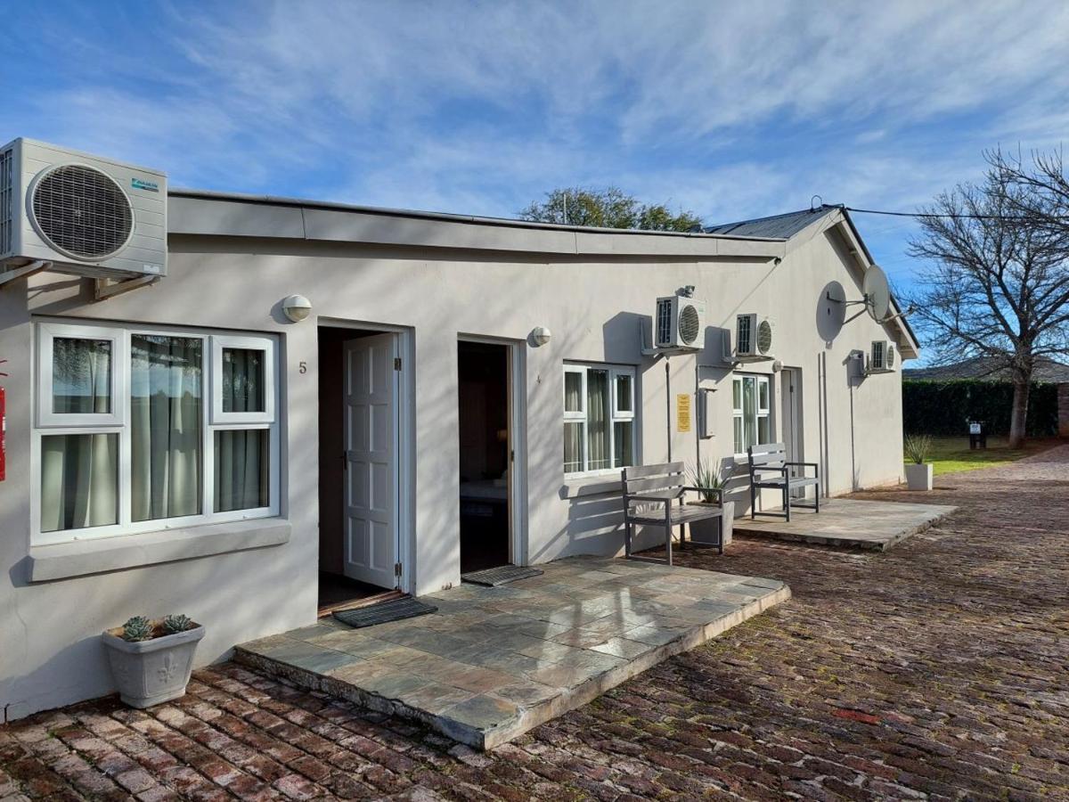 Aloes Guest House 62 On Meintjies Middelburg  Eksteriør bilde