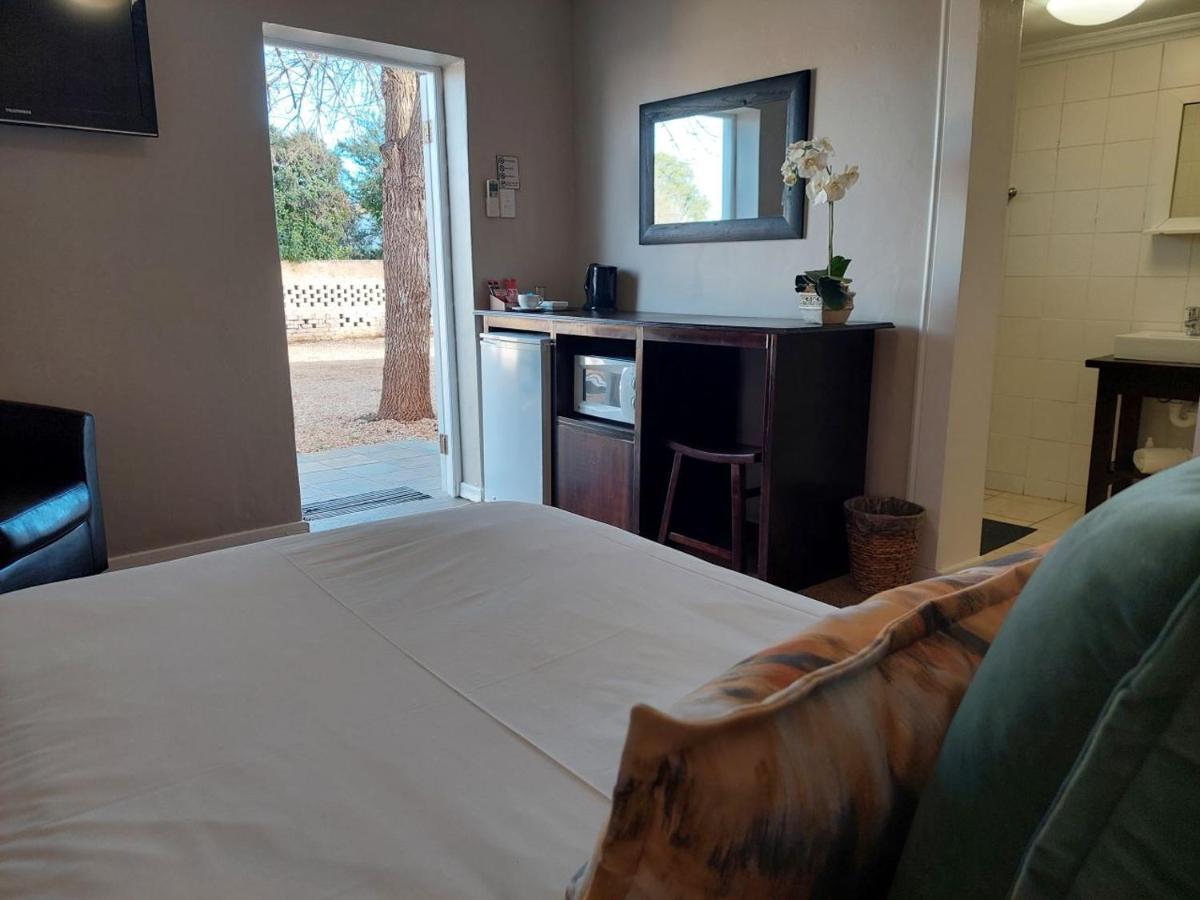 Aloes Guest House 62 On Meintjies Middelburg  Eksteriør bilde