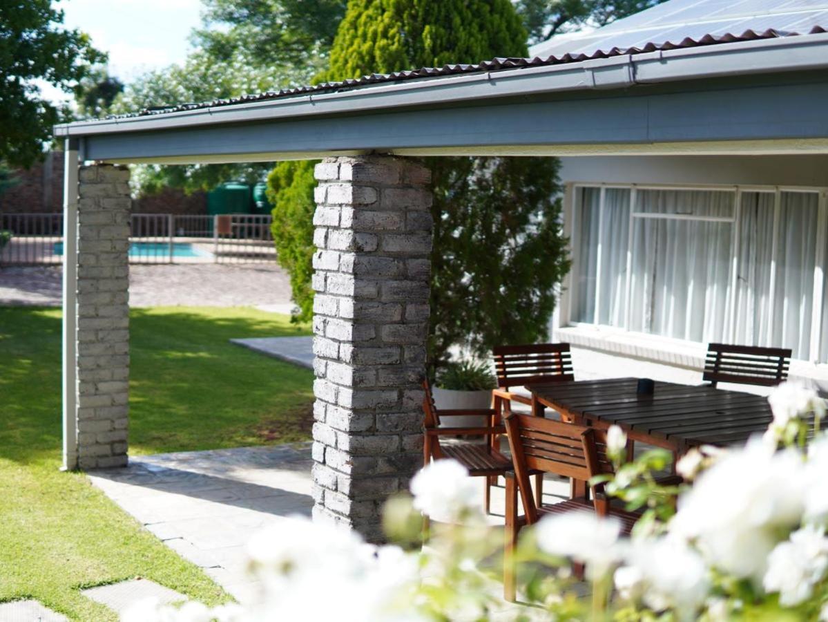 Aloes Guest House 62 On Meintjies Middelburg  Eksteriør bilde